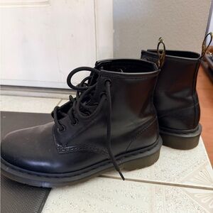 Dr. Marten Black Lace-Up Ankle Boots